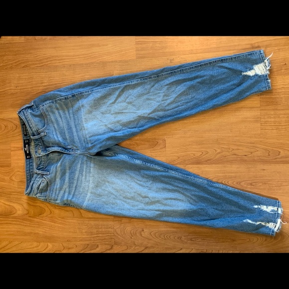 Hollister mom jeans - Picture 4 of 4